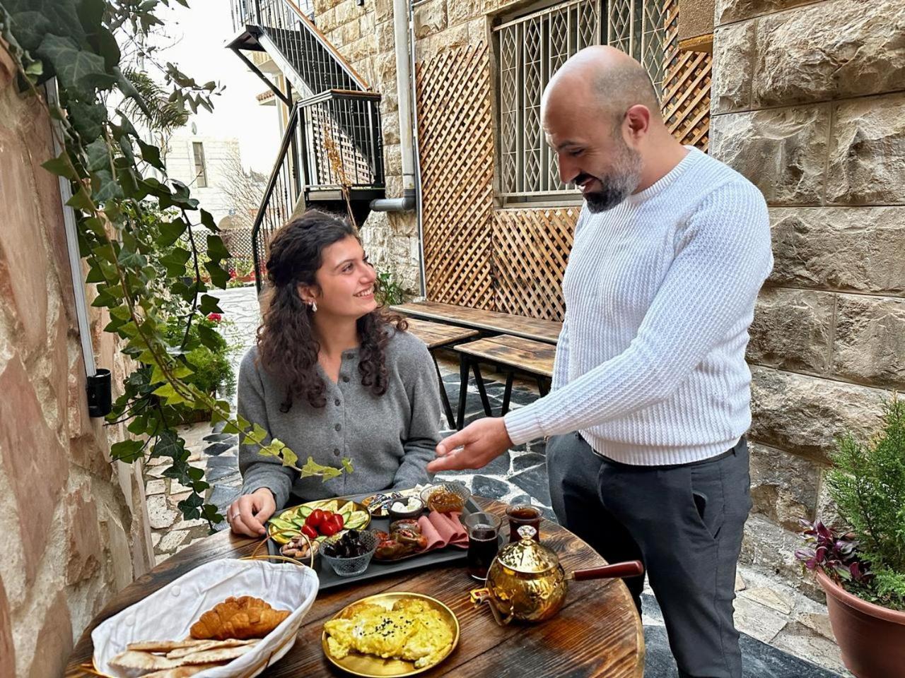Beit Ahlan Otel Amman Dış mekan fotoğraf